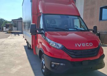 Centina elettroidraulica in alluminio per veicoli industriali e camion