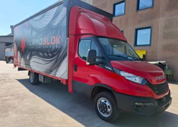 Centina elettroidraulica in alluminio per veicoli industriali e camion